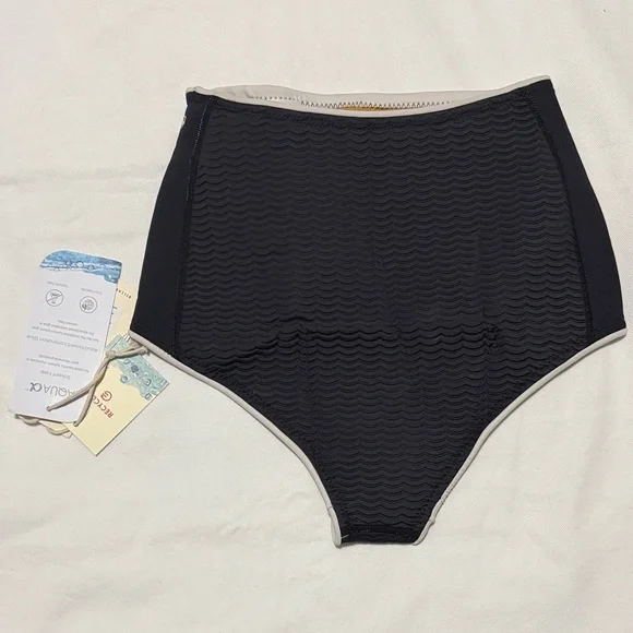 Billabong Black High-Waisted Women's Swim Bottoms, Medium - Picture 2 of 4